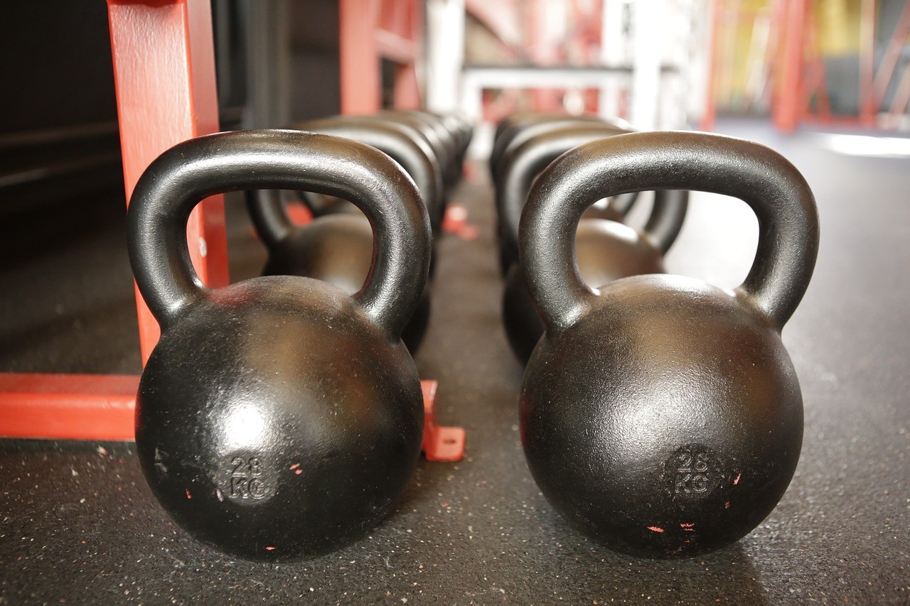 Zsírégető súlyzó mozog Hatékony zsírégető edzésterv kezdőknek